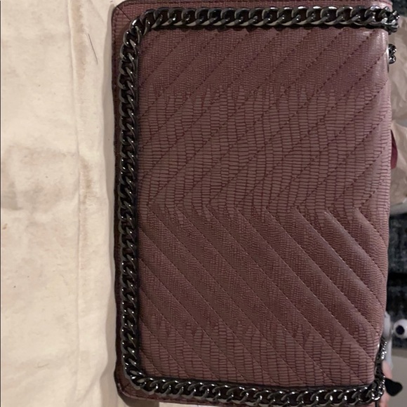 Burgundy shoulder bag - Picture 1 of 5